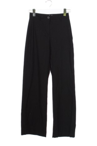 Дамски панталон Bershka, Размер XS, Цвят Черен, Цена 10,67 €, #137687732