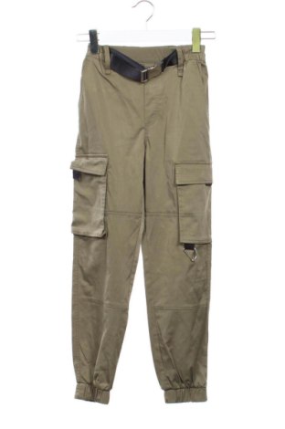 Дамски панталон Bershka, Размер XS, Цвят Зелен, Цена 11,62 €, #137696051