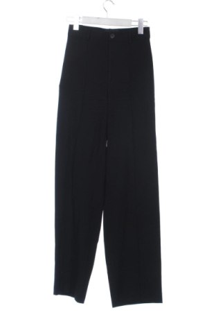 Дамски панталон Pull&Bear, Размер XS, Цвят Черен, Цена 18,00 €, #137682734