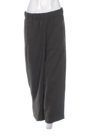 Дамски панталон H&M, Размер M, Цвят Зелен, Цена 12,00 €, #137695790