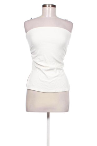 Дамски топ Bershka, Размер M, Цвят Бял, Цена 13,00 €, #137664855