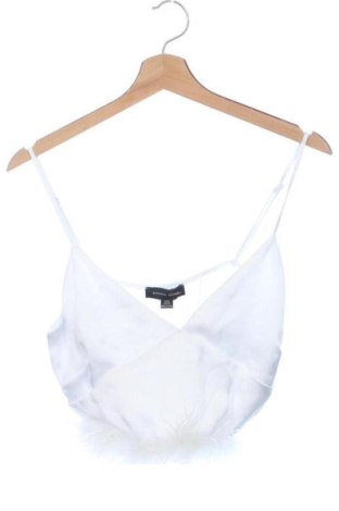 Női top Bershka, Méret M, Szín Fehér, Ár 4 459 Ft, #137695381