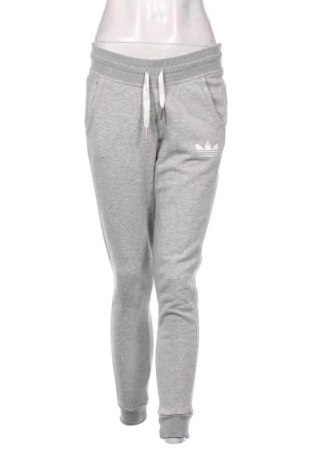 Dámské tepláky Adidas Originals, Velikost M, Barva Šedá, Cena  679,00 Kč, #137665873