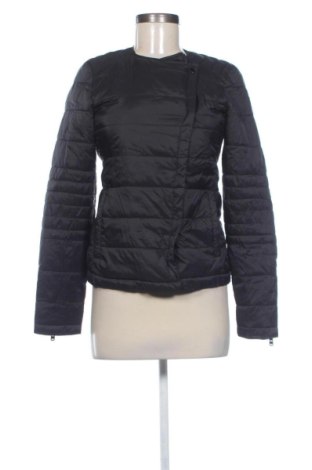 Дамско яке Pull&Bear, Размер S, Цвят Черен, Цена 7,85 €, #137658840