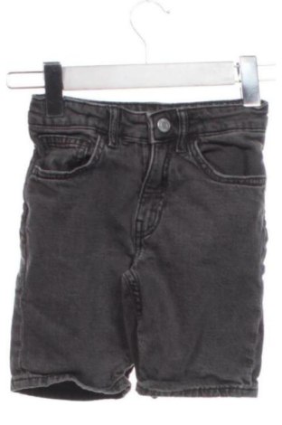 Kinder Shorts H&M, Größe 5-6y/ 116-122 cm, Farbe Schwarz, Preis 6,00 €, #137679940