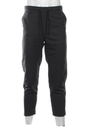 Мъжки панталон Bershka, Размер L, Цвят Черен, Цена 13,00 €, #137678695