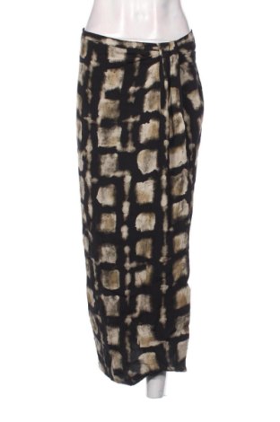 Пола Zara, Размер M, Цвят Многоцветен, Цена 15,00 €, #137674420