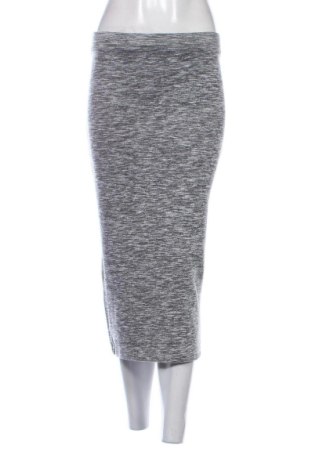 Пола Stradivarius, Размер M, Цвят Сив, Цена 14,00 €, #137682125