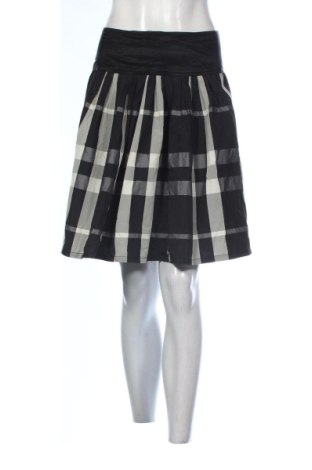 Пола Zara, Размер L, Цвят Многоцветен, Цена 9,00 €, #137694984
