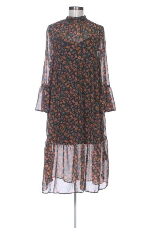 Рокля Miss Selfridge, Размер XS, Цвят Многоцветен, Цена 41,29 €, #137663698