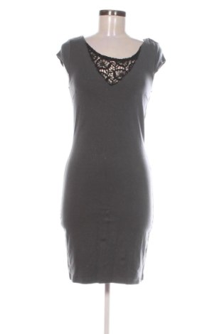 Rochie VILA, Mărime L, Culoare Gri, Preț 57,74 Lei, #137672026