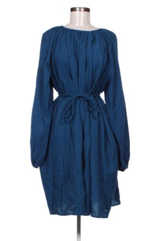 Рокля Tommy Hilfiger, Размер XL, Цвят Син, Цена 69,00 €, #137684786