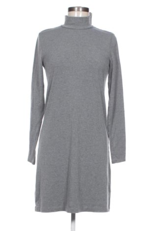 Рокля H&M, Размер S, Цвят Сив, Цена 5,00 €, #137685142