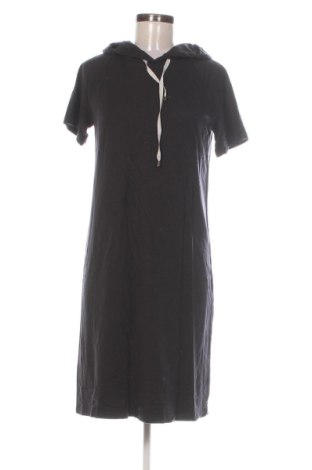 Kleid Cartoon, Größe M, Farbe Schwarz, Preis 10,16 €, #137688427