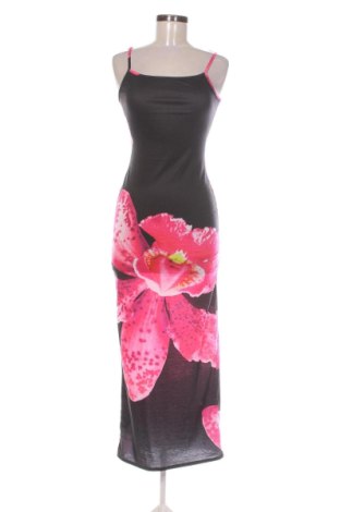 Šaty  Boohoo, Veľkosť XS, Farba Viacfarebná, Cena  25,98 €, #137692160