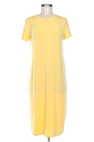 Рокля Vero Moda, Размер S, Цвят Жълт, Цена 13,33 €, #137694306