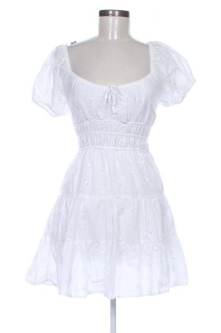 Sukienka Cropp, Rozmiar XS, Kolor Biały, Cena 38,10 zł, #137697125