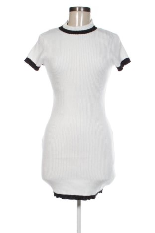 Kleid Unbranded, Größe M, Farbe Mehrfarbig, Preis 15,00 €, #137697210