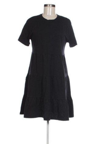Rochie Bershka, Mărime M, Culoare Negru, Preț 62,99 Lei, #137710717