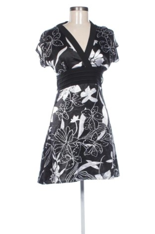 Rochie Lusa, Mărime M, Culoare Multicolor, Preț 89,99 Lei, #137654876