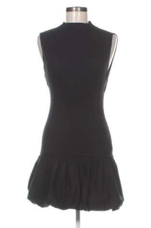 Рокля Zara, Размер L, Цвят Черен, Цена 32,39 €, #137660389