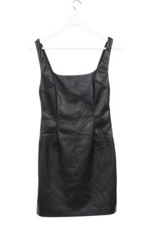 Ruha Bershka, Méret M, Szín Fekete, Ár 7 093 Ft, #137672387