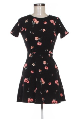 Šaty  H&M, Veľkosť XS, Farba Viacfarebná, Cena  15,43 €, #137676424