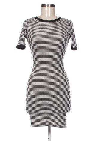 Рокля H&M, Размер XS, Цвят Многоцветен, Цена 9,92 €, #137684511