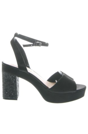 Sandalen Charles & Keith, Größe 40, Farbe Schwarz, Preis 34,00 €, #137662313