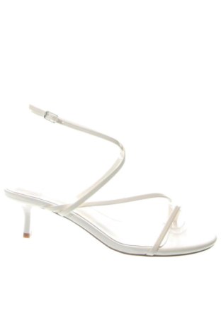 Sandalen Zign, Größe 39, Farbe Weiß, Preis € 34,00, #137643576