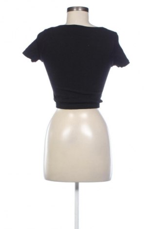 Дамска блуза Amisu, Размер XS, Цвят Черен, Цена 3,57 €