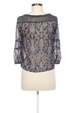 Γυναικεία μπλούζα Bershka, Μέγεθος S, Χρώμα Πολύχρωμο, Τιμή 1,99 €