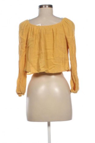 Damen Shirt Bershka, Größe S, Farbe Gelb, Preis 1,99 €