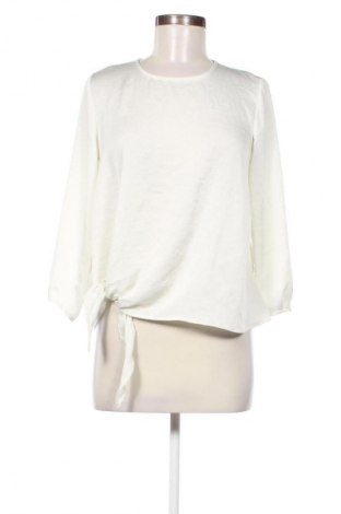 Дамска блуза Edc By Esprit, Размер XS, Цвят Бял, Цена 3,06 €