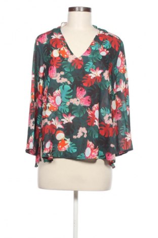 Damen Shirt Gina Tricot, Größe M, Farbe Mehrfarbig, Preis 1,99 €