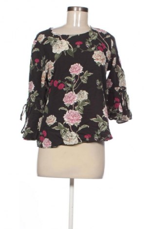 Női blúz ONLY, Méret S, Szín Sokszínű, Ár 669 Ft