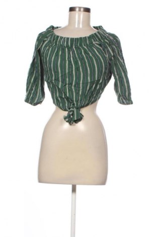 Дамска блуза Pull&Bear, Размер S, Цвят Многоцветен, Цена 2,04 €