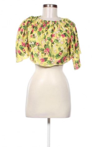Дамска блуза Pull&Bear, Размер M, Цвят Многоцветен, Цена 3,06 €