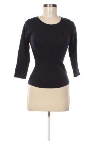 Bluză de femei Tommy Hilfiger, Mărime XS, Culoare Albastru, Preț 118,99 Lei, #133344721