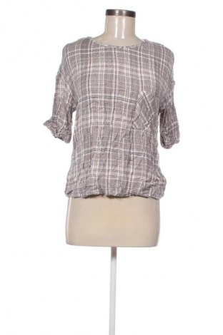 Damen Shirt United Colors Of Benetton, Größe M, Farbe Mehrfarbig, Preis € 3,99
