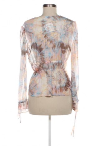 Дамска жилетка Stradivarius, Размер M, Цвят Многоцветен, Цена 2,04 €