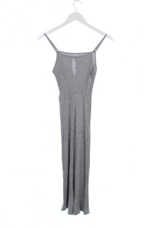 Langer Damen-Overall Bershka, Größe XS, Farbe Grau, Preis 8,99 €