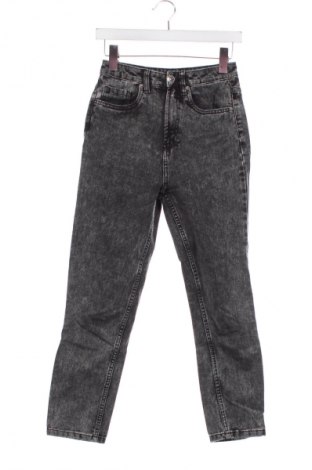 Dámske džínsy  Cropp, Veľkosť XXS, Farba Čierna, Cena  15,35 €