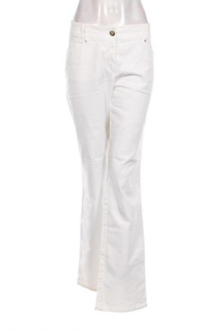 Дамски дънки Gerry Weber, Размер L, Цвят Бял, Цена 17,89 €