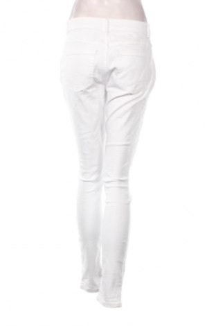 Дамски дънки Jdy, Размер M, Цвят Бял, Цена 9,71 €