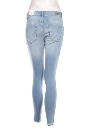 Γυναικείο Τζίν ONLY, Μέγεθος M, Χρώμα Μπλέ, Τιμή 8,99 €