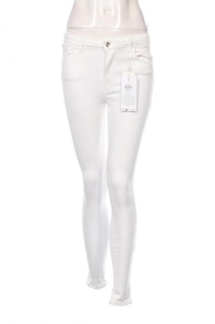 Damen Jeans ONLY, Größe M, Farbe Weiß, Preis € 15,99