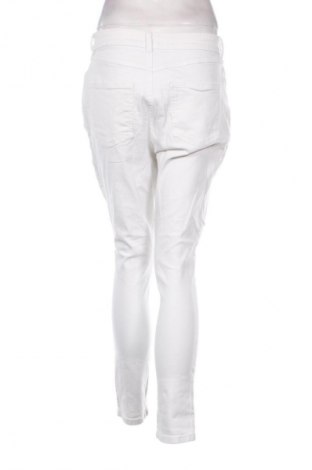Damskie jeansy Oyanda, Rozmiar M, Kolor Biały, Cena 22,99 zł