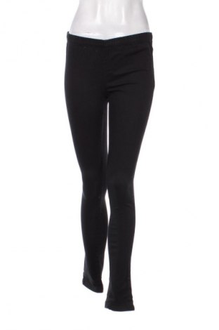 Дамски дънки Pieces, Размер S, Цвят Черен, Цена 3,57 €