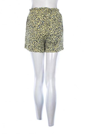 Damskie szorty Clockhouse, Rozmiar S, Kolor Kolorowy, Cena 25,40 zł